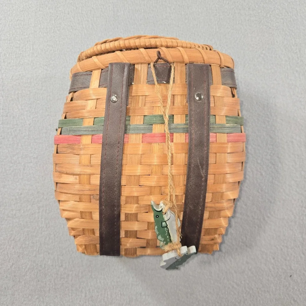Unbranded Wicker Fishing Creel Basket Unisex OS Brown Rustic Woven Fish Charms
